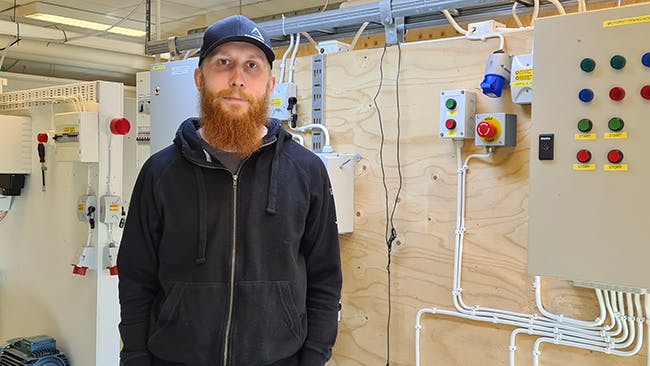 Suomen perustutkinnon suorittaminen Ruotsissa antaa paremmat valintamahdollisuudet