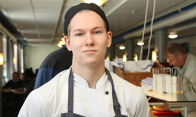 Mathias Andelin skal bli kokk